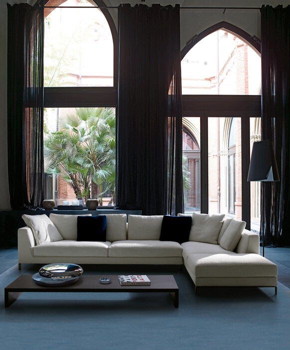 Sozr Sofa