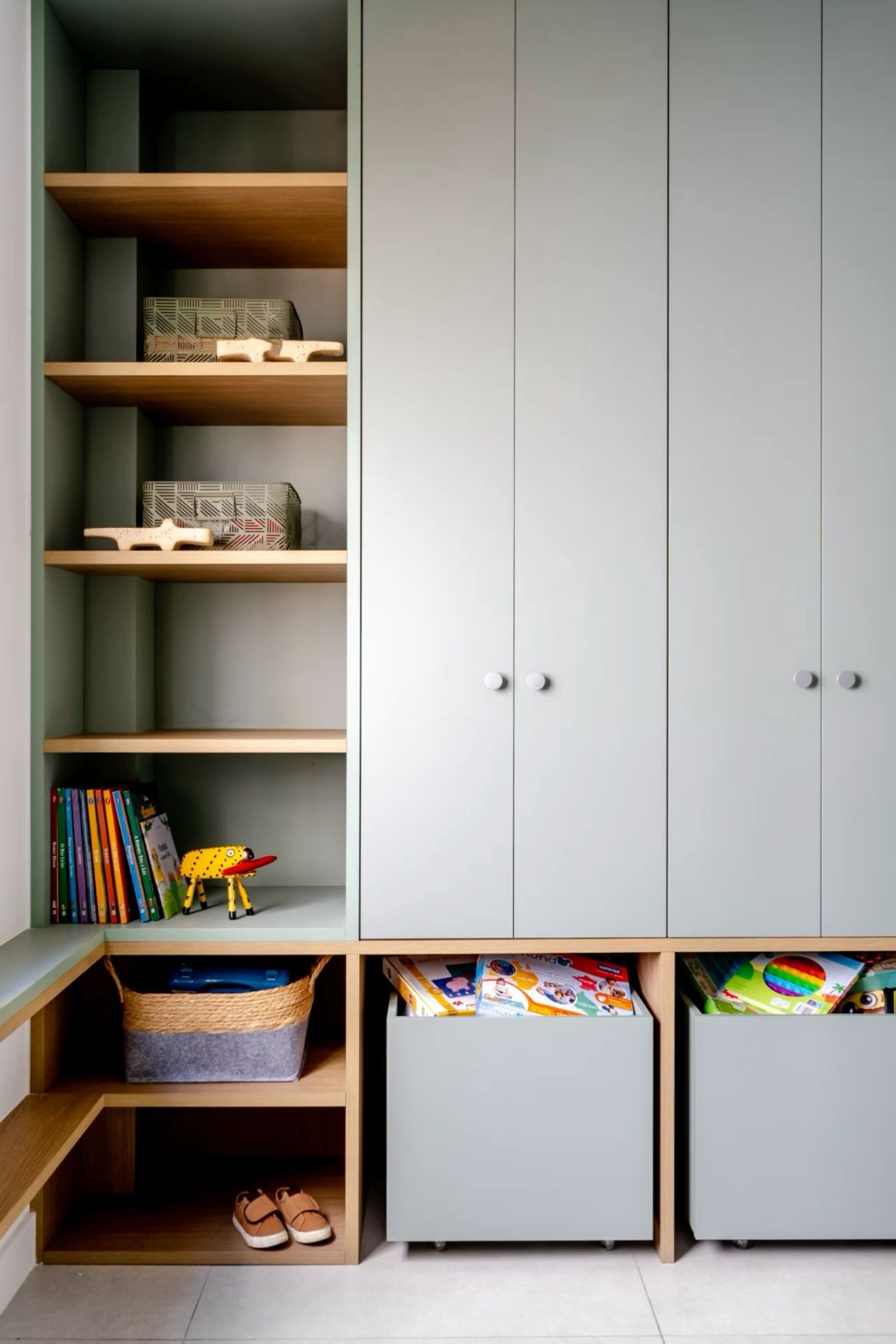 Kids’ clothing wardrobes made to order — Pearl Furniture