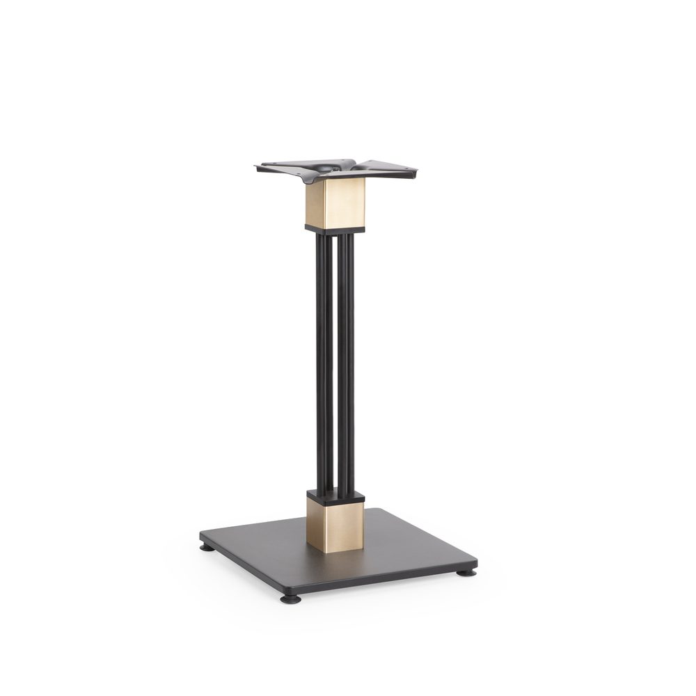 Table base CRUSE
