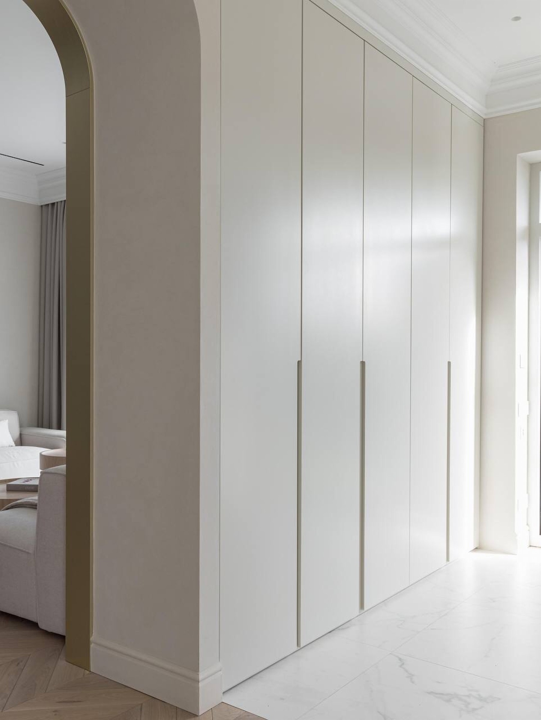 Reyms Wardrobe, white
