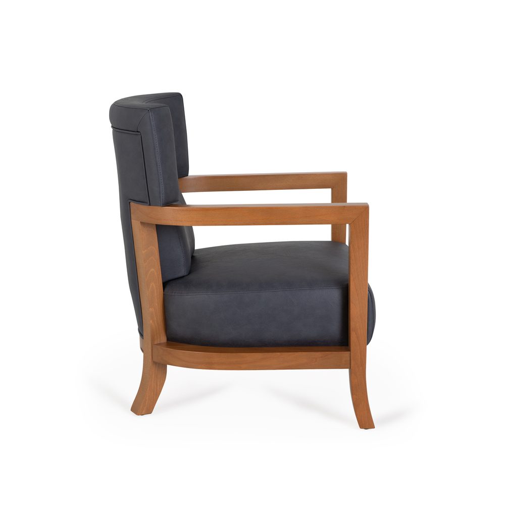 TANGAROA Armchair — photo 3