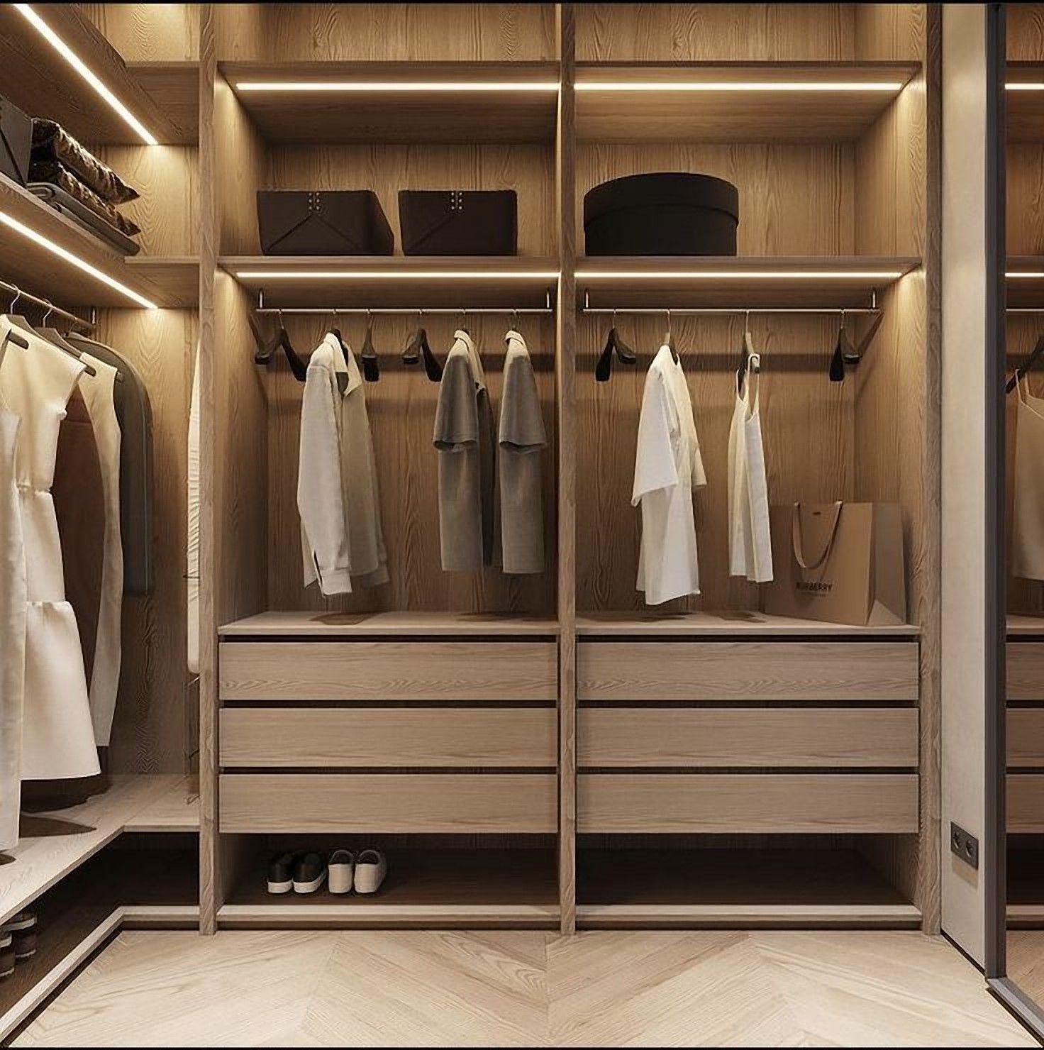 Kampione Small Walk-in Wardrobe