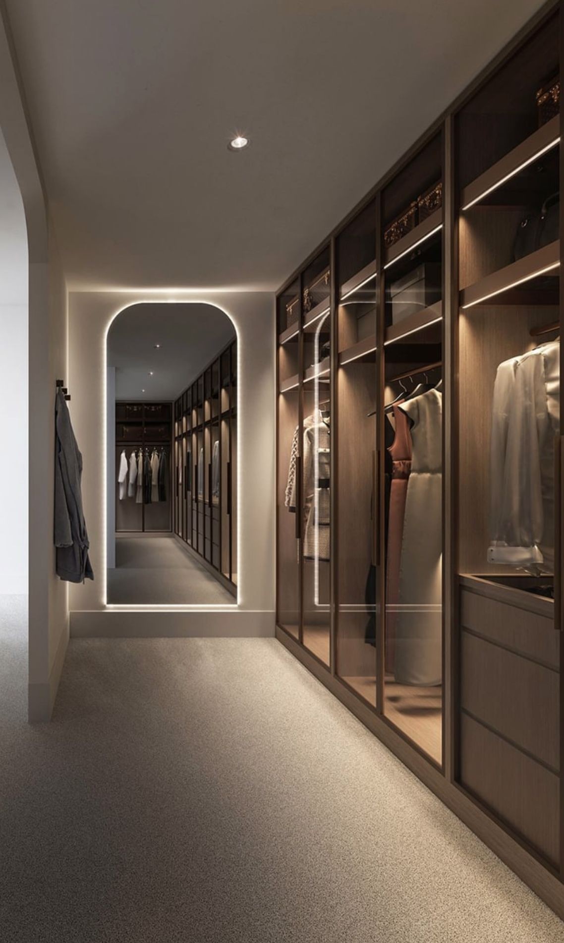 Kantso Small Walk-in Wardrobe