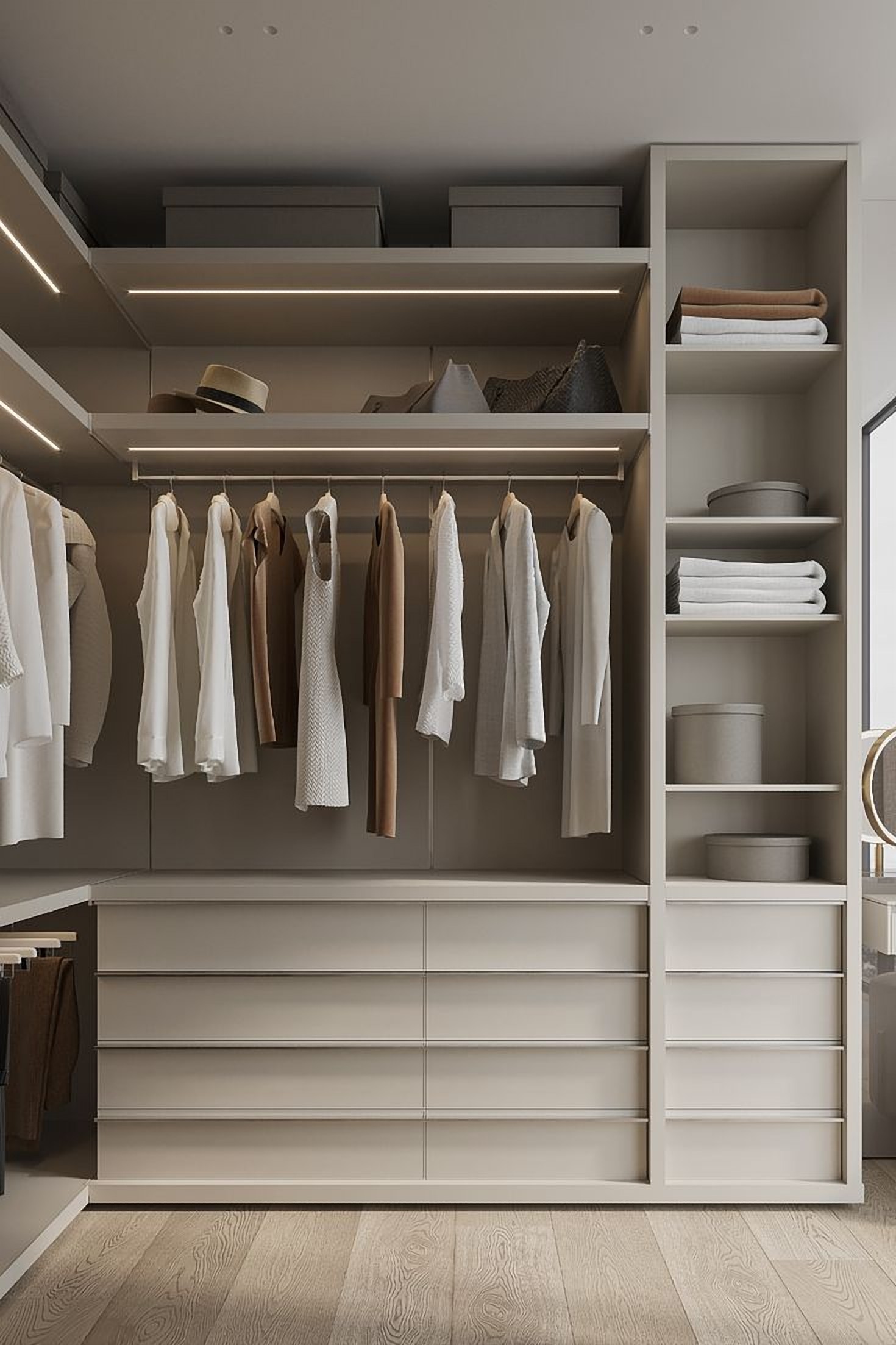Kustoza Small Walk-in Wardrobe