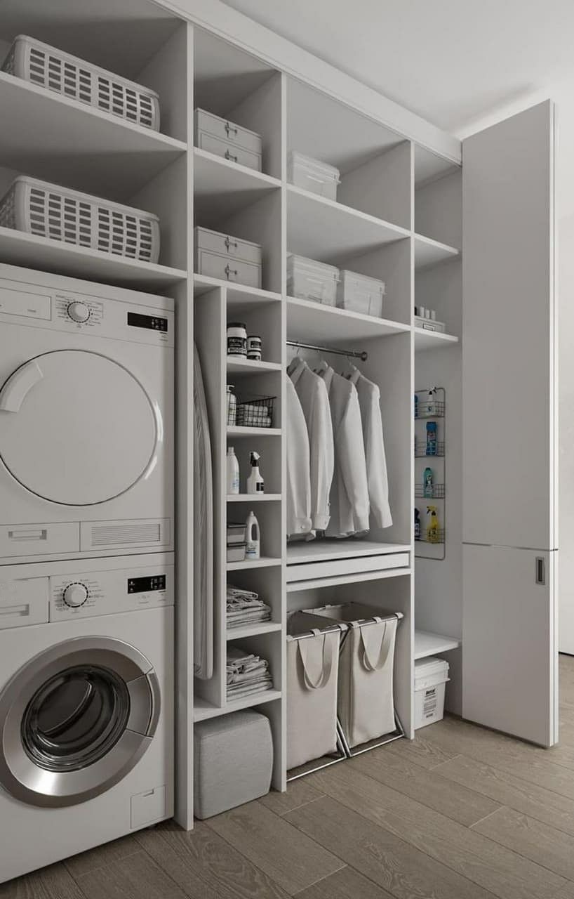 Lesbos Linen Wardrobe