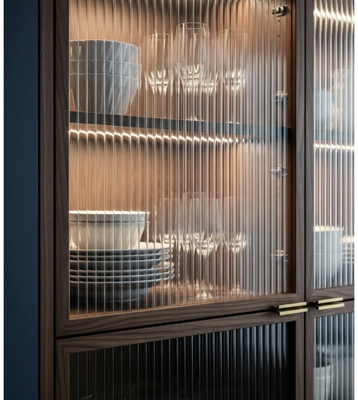 Belagio crockery cabinet