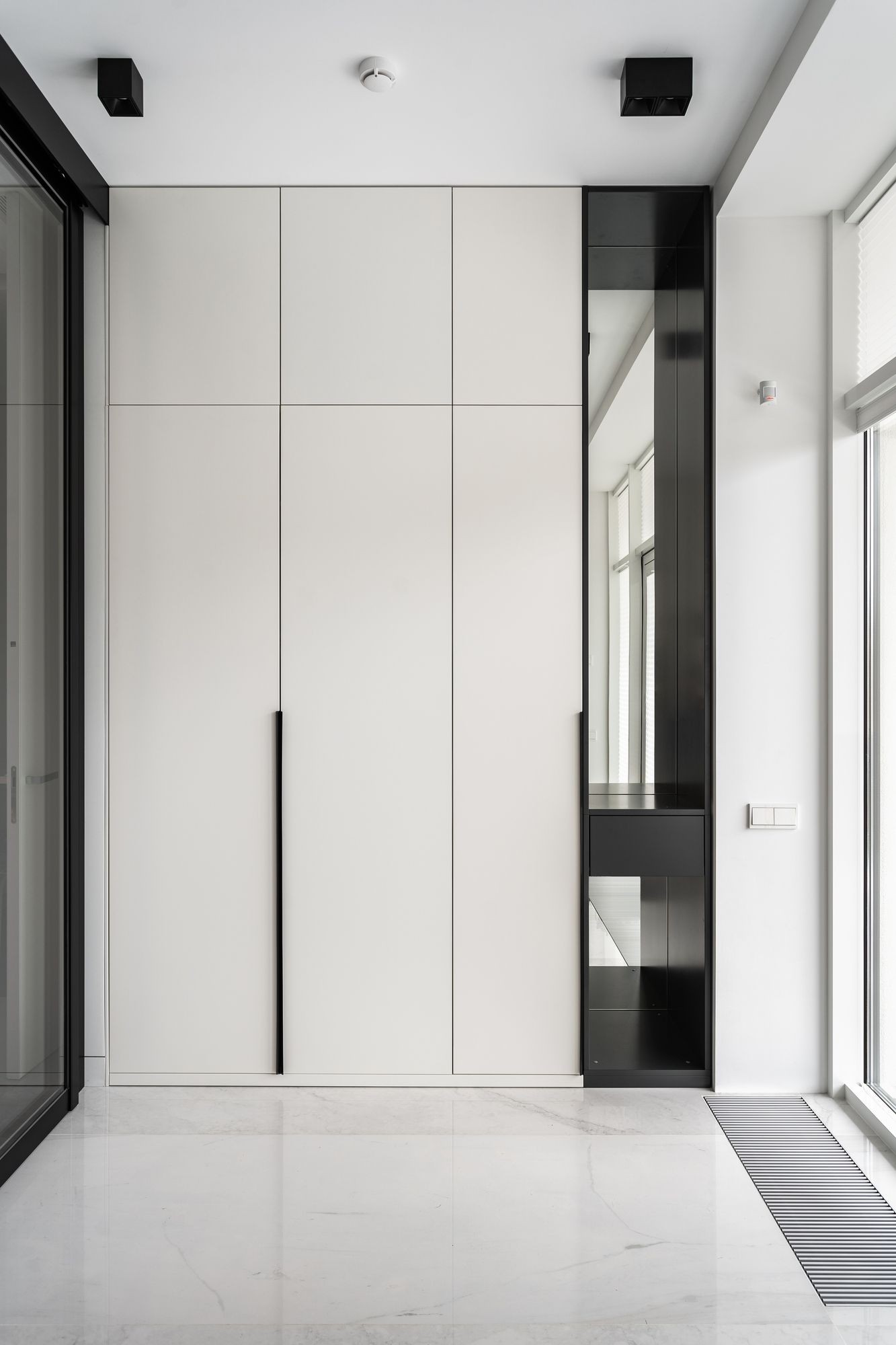Lucerne chipboard wardrobe