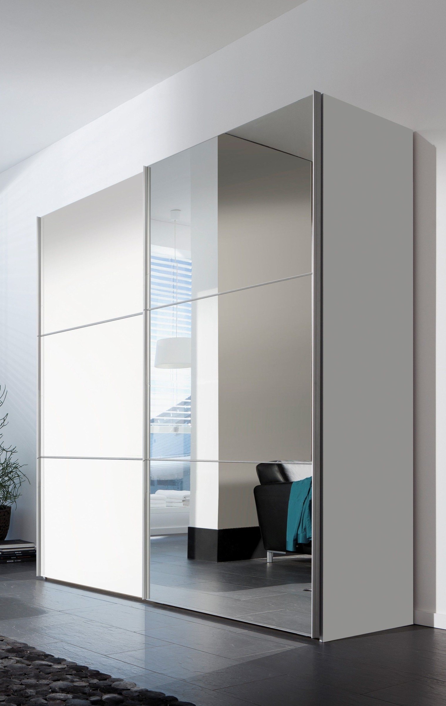 Falun Sliding Wardrobe with Mirror