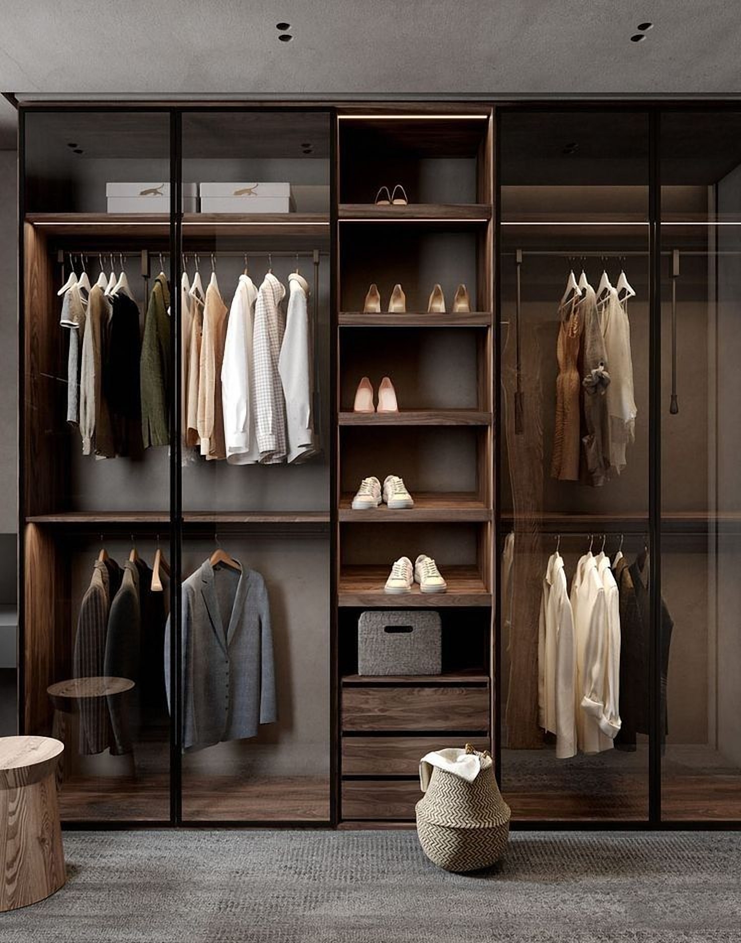 Cartagena loft-style wardrobe