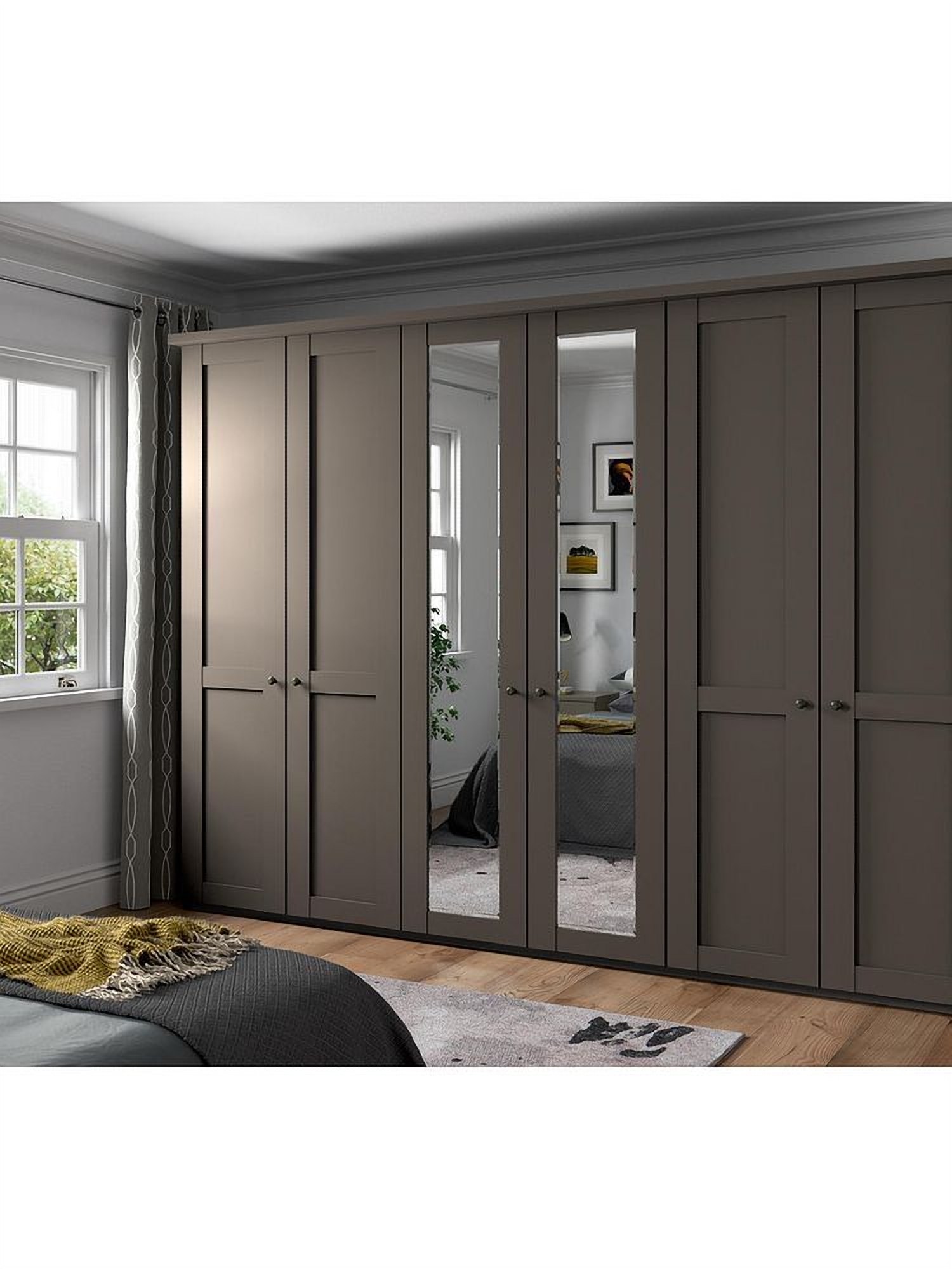 Gorizia Wardrobe with Mirror