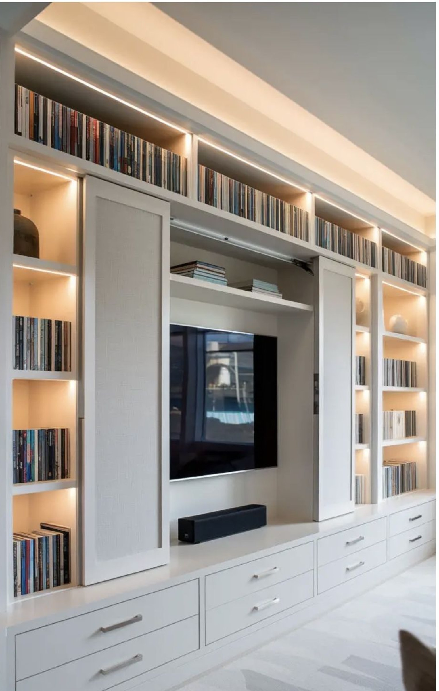 Plovdiv Living Room Wardrobe