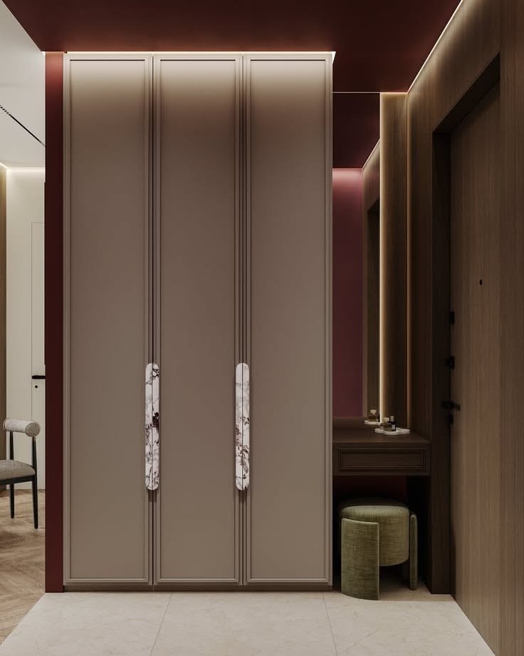 Avellino Hallway Wardrobe