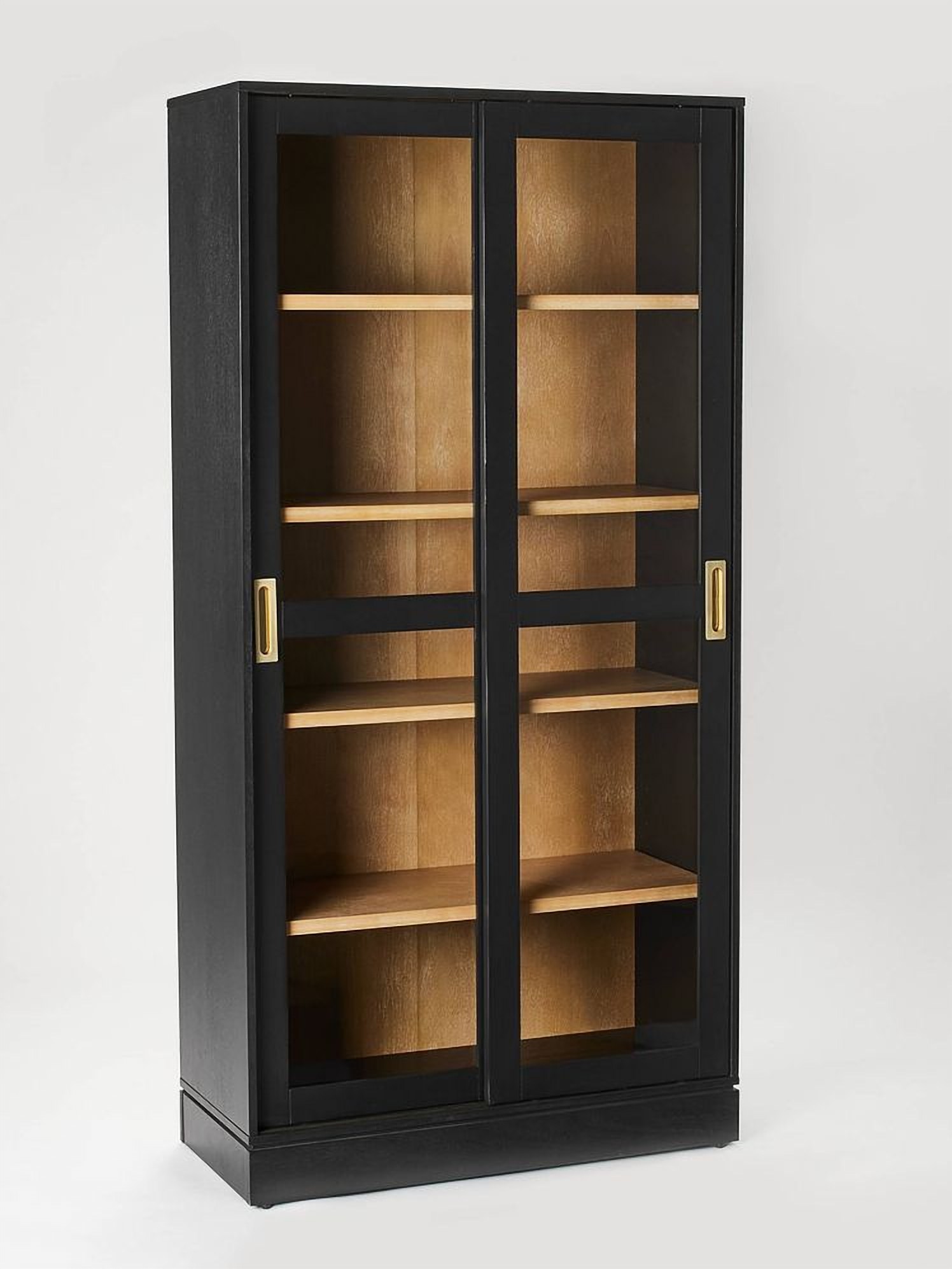 Frihiliana glass cabinet