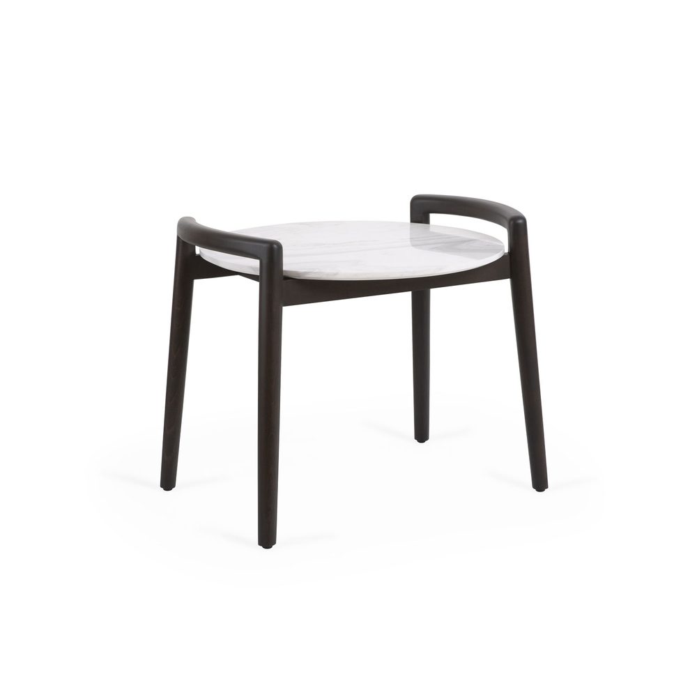 MAKI CALACATA Table