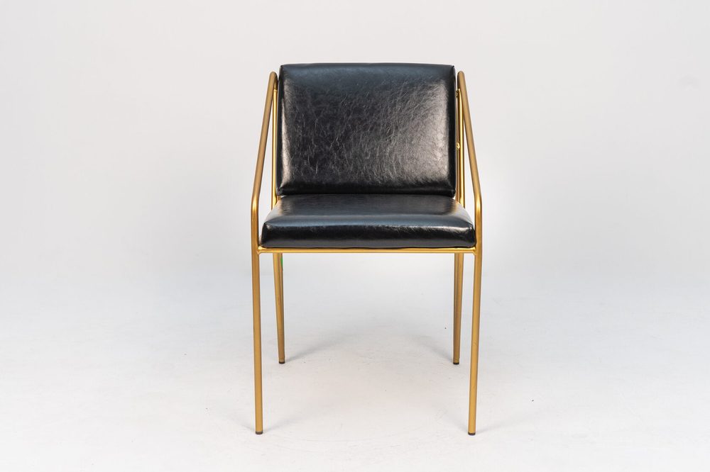 Chair with armrests on gold frame, black seat — photo 2