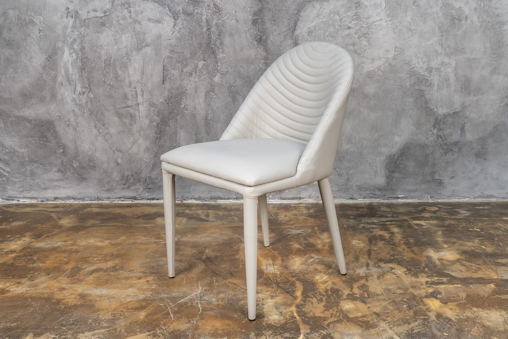 Chair with quilted back, ivory — photo 5