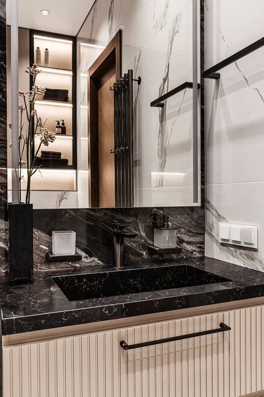 Vanity unit and illuminated open shelves